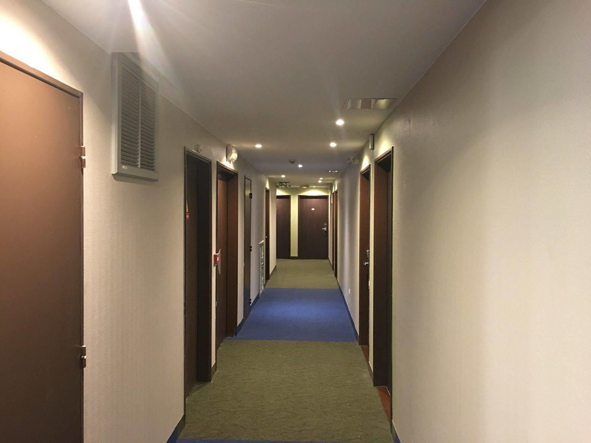 Ibis Budget Bobigny Pantin Exterior photo